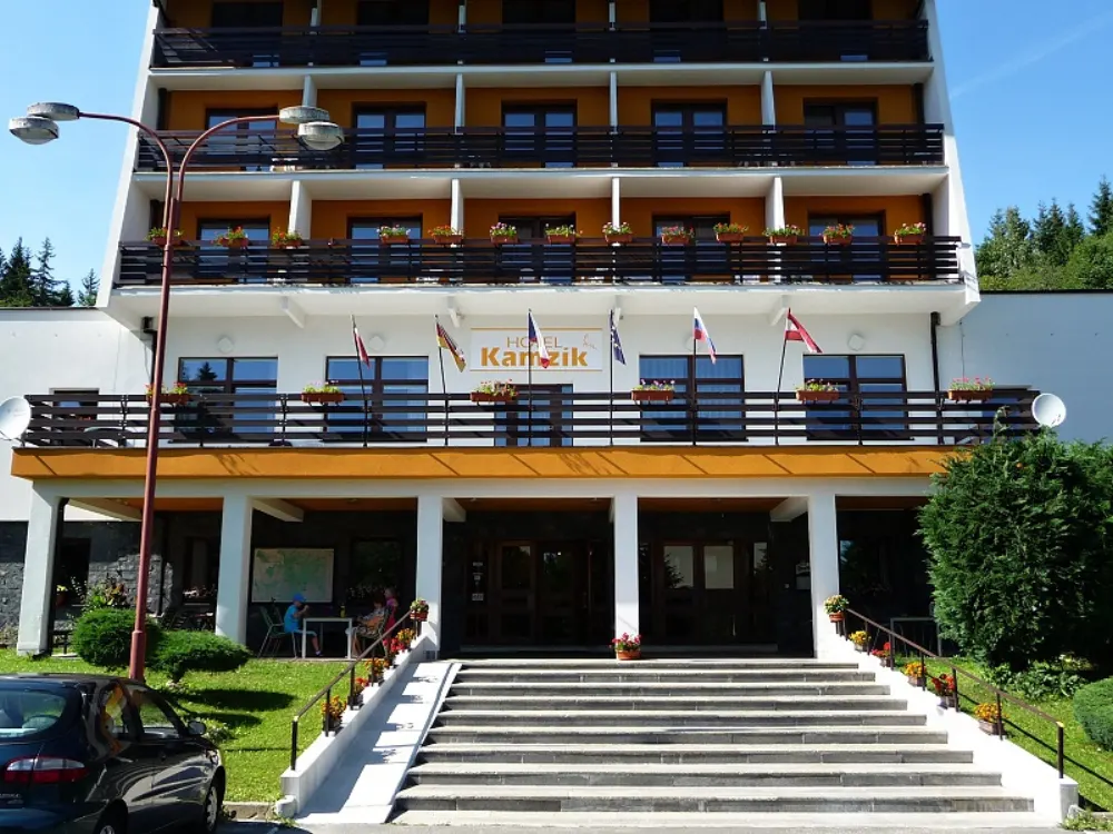 Horský hotel zvenku